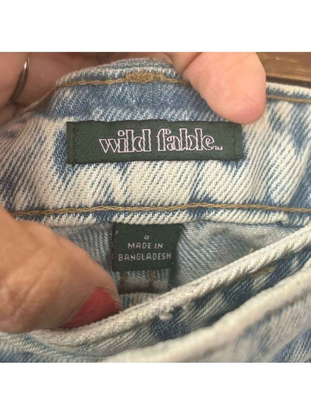 Wild Fable Bermuda Shorts Size 0 Asymmetrical Crossover Waist Light Wash Denim - Picture 4 of 11